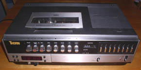 Toppmatad VHS-video, JVC 1979 (15kb)